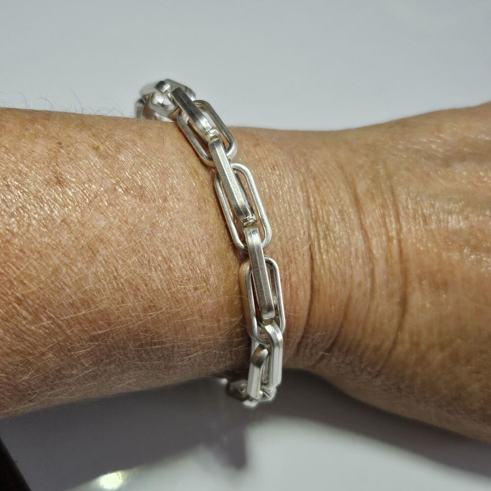Silver Tone Long Links Stretch Bracelet Up To 8"